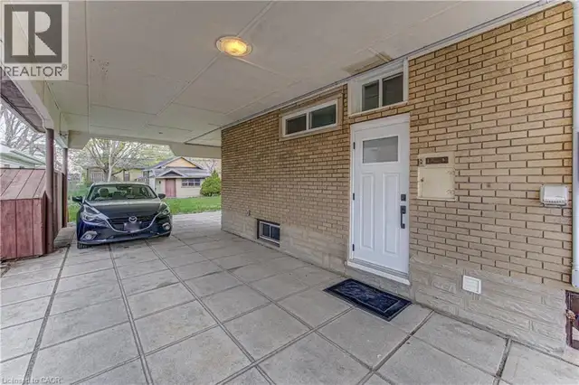 51 ROSEMOUNT Drive Kitchener, Ontario in Houses for Sale in Kitchener / Waterloo - Image 5