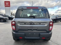 The robust 1.5L EcoBoost engine with auto start-stop technology delivers both spirited performance a... (image 5)