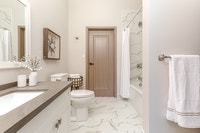 Spacious 2-Bedroom, 2-Bathroom Apartment for Rent at Creekside Suites Size: 1110 sq. ft. Welcome to... (image 4)