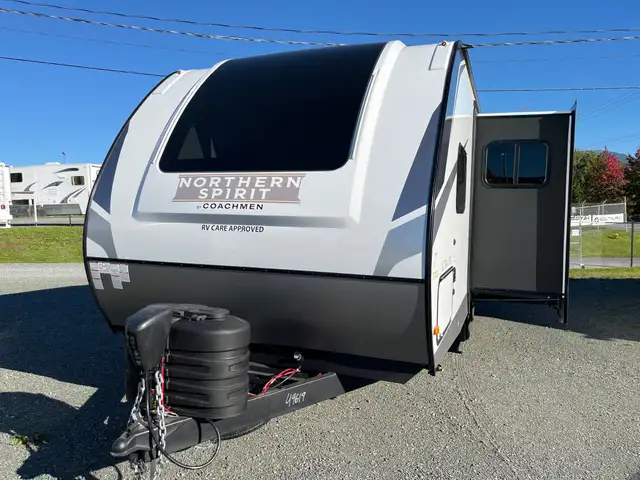 2026 Coachmen Northern Spirit in Travel Trailers & Campers in Terrace - Image 3