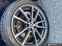 2021 BMW 3 Series Le BMW 330i xDrive 2021 incarne parfaitement l'équilibre entre performance, raffin... (image 8)