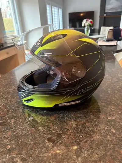 HJC CL-Y Youth size MEDIUM motorcycle full face helmet in excellent and near mint condition. Fully D...