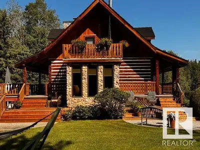There are no few words to describe this amazing all inclusive over the top 160 acre property nestled...