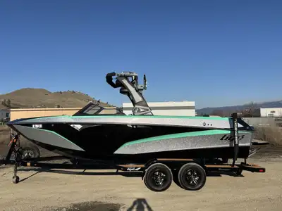 Welcome to Wizard Lake Marine - Calmar! Fresh trade nicely equipped including TAPS 3 T surf system p...