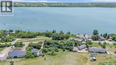 Beautiful Hillside Lots with Amazing Views of Pasqua Lake! Don’t miss this great opportunity to own...