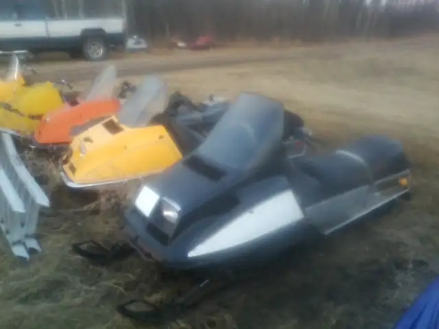 KIDS.ADULT.SLEDS.READ.BELOW.CALL.780.240.9380 in Snowmobiles in Edmonton - Image 8