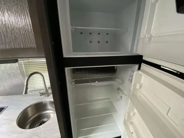 2020 Adventurer LP Class C Adventurer 23RB in RVs & Motorhomes in Kamloops - Image 32