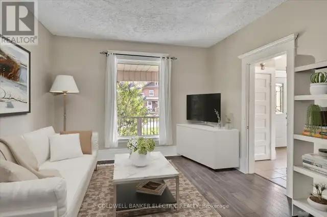 202 BRAIDWOOD AVENUE Peterborough South (West), Ontario62868539509123123
