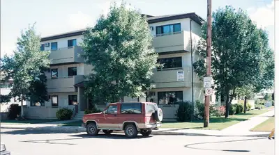 Located across from the Centre Mall on 8th Street. Close to all shopping and restaurants. TO VIEW: W...