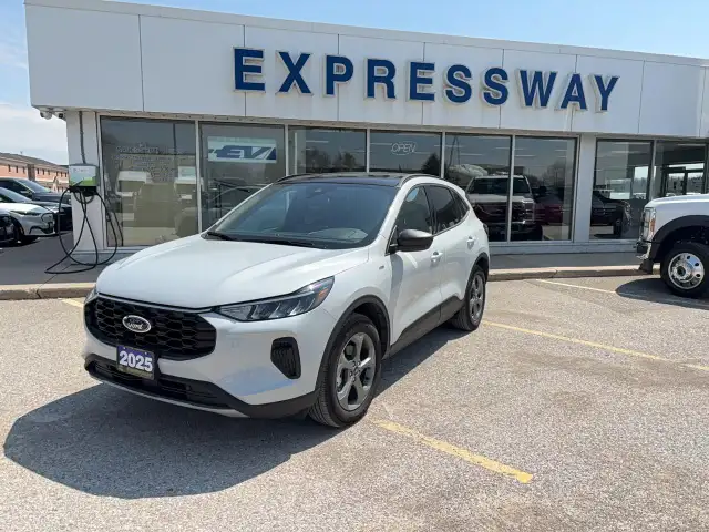 2025 Ford Escape CPO CERTIFIED PREOWNED! LOW RATES! LIKE NEW!