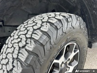 The advertised vehicle price is based on a promotional finance offer. Customers who purchase the veh... (image 9)