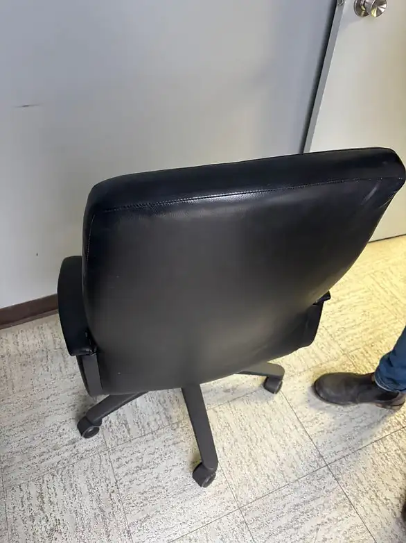 Steelcase Silq Chair-Krug Leather Chair!62863270826882124