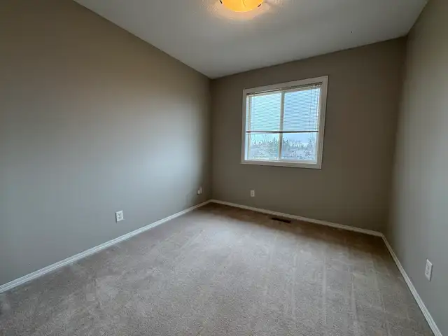 Spacious 2 Bed Apt with Covered Parking - Small Pet Friendly! in Long Term Rentals in Red Deer - Image 10