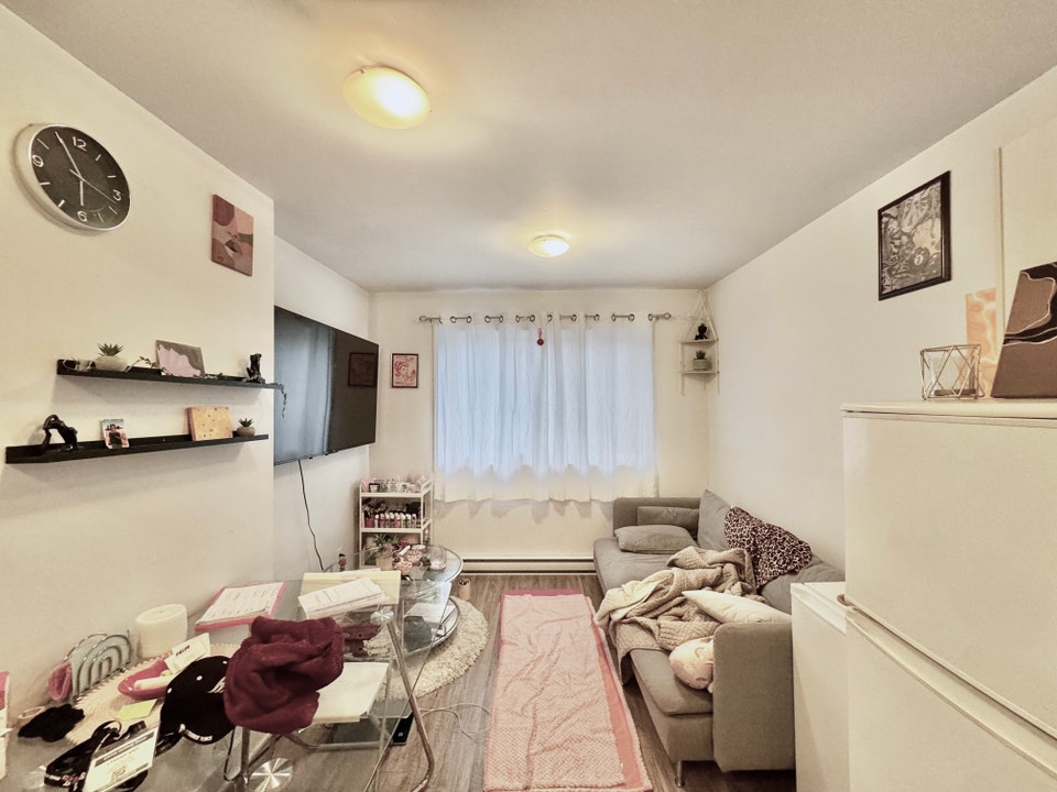 3 et demi - Cartierville - Électros + WiFi inclus - Dispo! 2