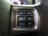 RAM 1500 2023 CLASSIC SLT V-8 5.7 LITRES HÉMI CREW-CAB BOITE 5.7 PIEDS 4X4 / PNEUS 35 POUCES NEUF HO... (image 6)