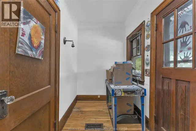 245-247 MCEWAN Windsor, Ontario in Houses for Sale in Windsor Region - Image 32