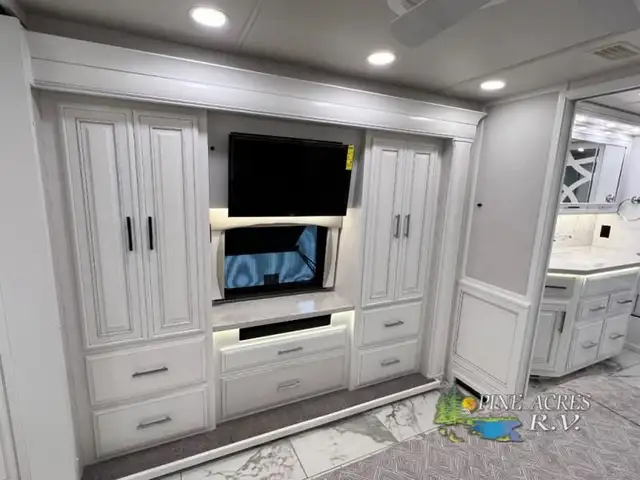 2024 Entegra Coach Anthem 44B 450 h.p. Diesel in RVs & Motorhomes in Moncton - Image 59