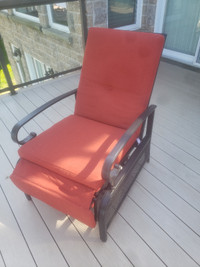 Reclining Outdoor Chairs