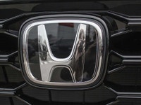 Engine: 1.5-litre 16-valve Direct Injection DOHC turbocharged 4-cylinder L/100Km City: 9.1 L/100Km H... (image 8)