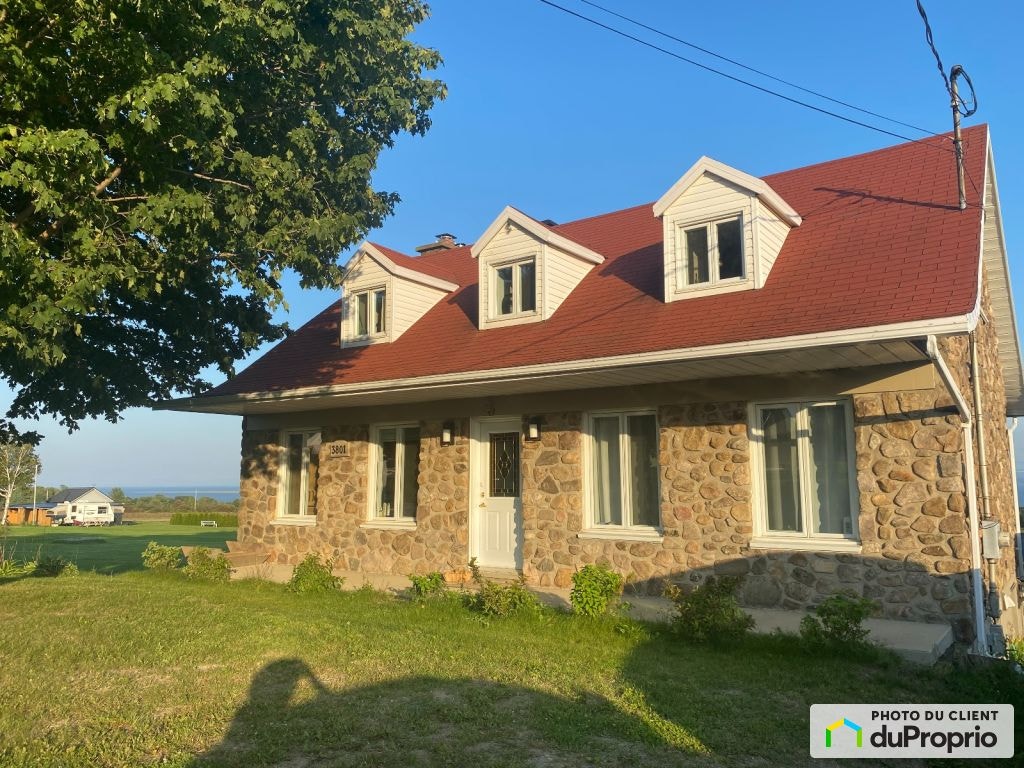 $524,000 - 2 Storey for sale in Ile d'Orléans (St-Francois) — photo 1