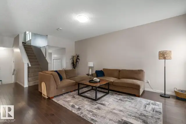 558 STURTZ LI Leduc, Alberta in Houses for Sale in Edmonton - Image 6