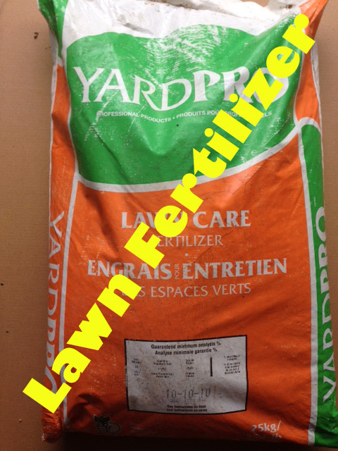 Lawn  fertilizer  professional product 25kg covers   10,000 Sq in Plants, Fertilizer & Soil in City of Toronto