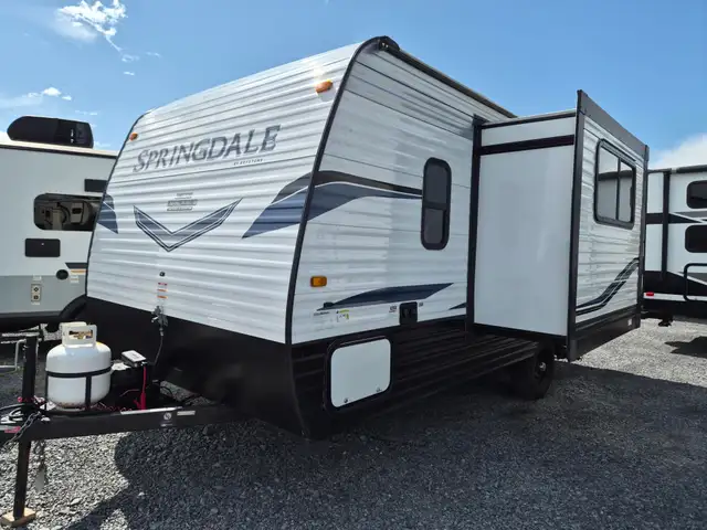 2022 Keystone Springdale Mini 1740RK in Travel Trailers & Campers in Ottawa - Image 5