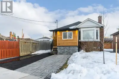 LOWER LEVEL - 31 ROTHERHAM AVENUE Toronto (Keelesdale-Eglinton W