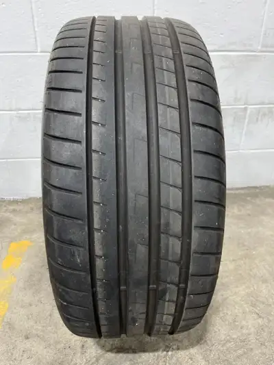 IF U SEE THIS AD . TIRES STILL FOR SALE 2 x 225/40/19 GOODYEAR eagle F1 run flat tires 90 % tread le...