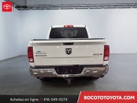 ... Engine: Moteur à 8 cylindres L/100Km City: 16.2 L/100Km Hwy: 11.5 (image 4)