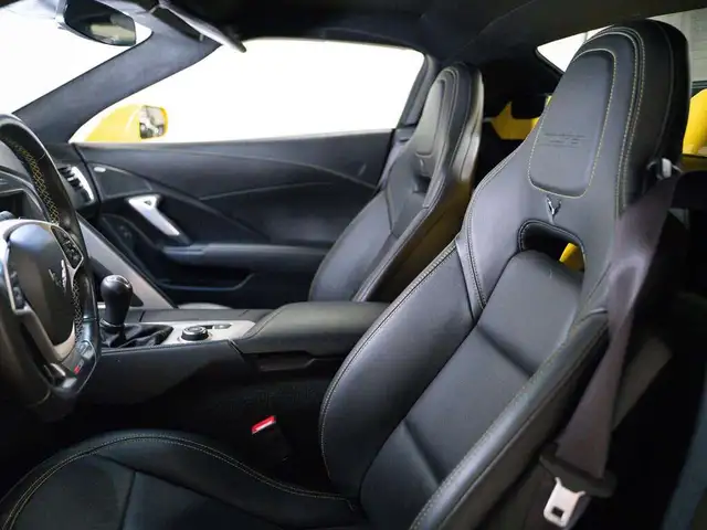 2016 Chevrolet Corvette Z06 | 3LZ | MANUAL | CONVERTIBLE | BOSE in Cars & Trucks in Mississauga / Peel Region - Image 16