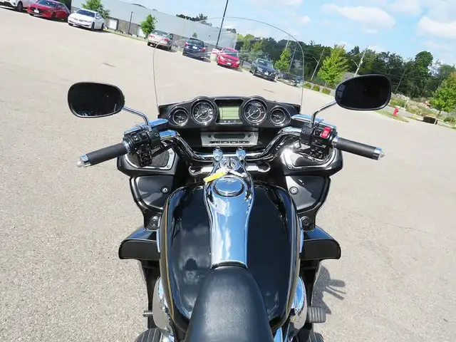 2011 Kawasaki Vulcan 1700 Voyager in Sport Touring in Cambridge - Image 7