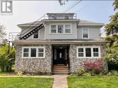 Newly touched up, second floor apartment in a charming King Street multiplex. Painted, natural wood...