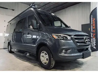2022 Winnebago ERA 70A Winnebago ERA 70A 2022 Seulement 19800 KM Véritable ''CONDO DE LUXE'' sur rou...