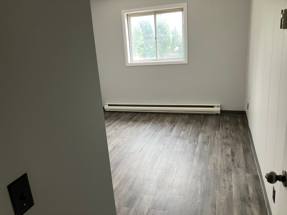 White River, Ontario - Apartment Rental Listing 3