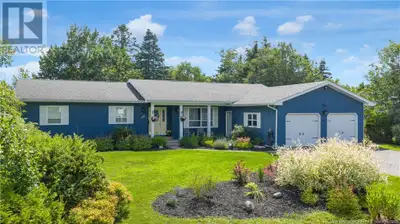 Located in one of Rothesays more established neighbourhoods, 17 Maplecrest Drive offers timeless cur...