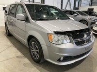 Le Dodge Grand Caravan 2017 SE DVD MAGS CUIR STOW N GO A/C CRUISE usagé offert chez AutoStudio 72 à... (image 4)