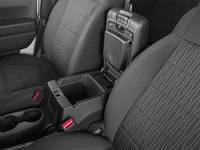 . Engine: Gas V6 3.6L/220 (image 8)