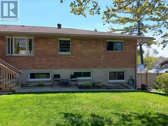 30 7 TH STREET Hanover, Ontario in Houses for Sale in Owen Sound - Image 9
