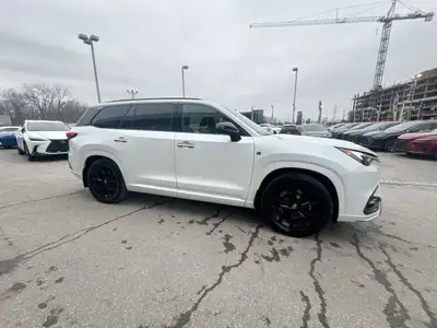 2024 Lexus TX TX 500h F SPORT 2 / Toit / Camera / Navi Bien équi, View more