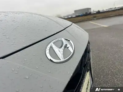 2022 Hyundai Elantra Essential Fwd | Cloth | Heated Seats, View more