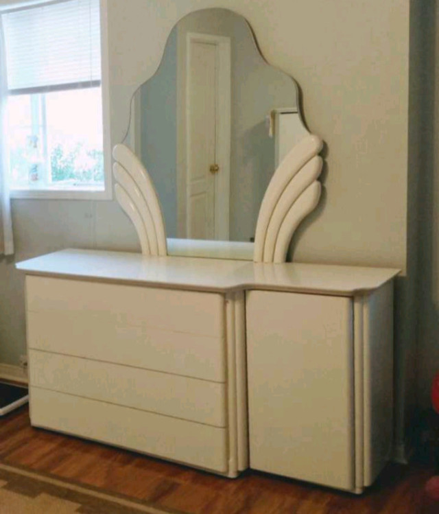 BEST OFFER - ITALIAN DESIGNER BEDROOM SUITE in Beds & Mattresses in Oakville / Halton Region - Image 2