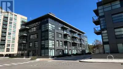 Beautiful South Facing Condo - 2 Bedrooms , 2 bath for Lease at The Landing ! This stunning unit off...