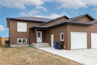 77 Crestview Lane Blumenort, Manitoba