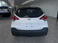 ===== Key Features ===== * 184,254 km * One Owner * No Reported Accidents * Front-Wheel Drive (FWD)... (image 3)