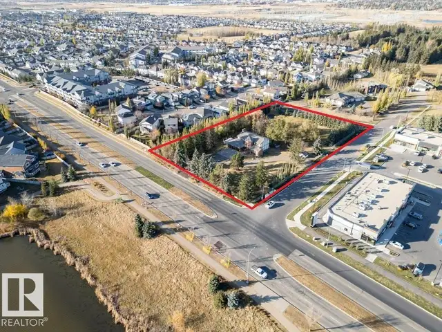7550 ELLERSLIE RD SW Edmonton, Alberta in Houses for Sale in Edmonton - Image 3