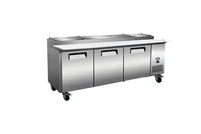 TABLE À PIZZA NEUVE / BRAND NEW PIZZA TABLE LIVRAISON GRATUITE PARTOUT AU QUÉBEC FREE DELIVERY ACROS...