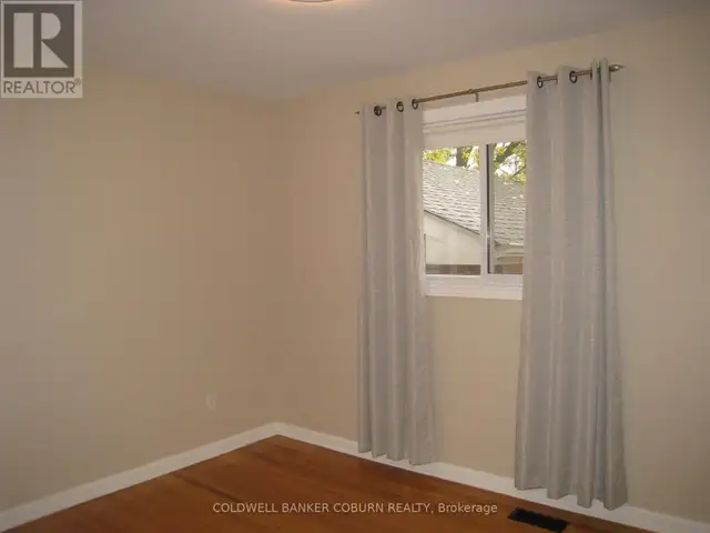 304 GEORGE STREET E North Grenville, Ontario in Long Term Rentals in Ottawa - Image 9