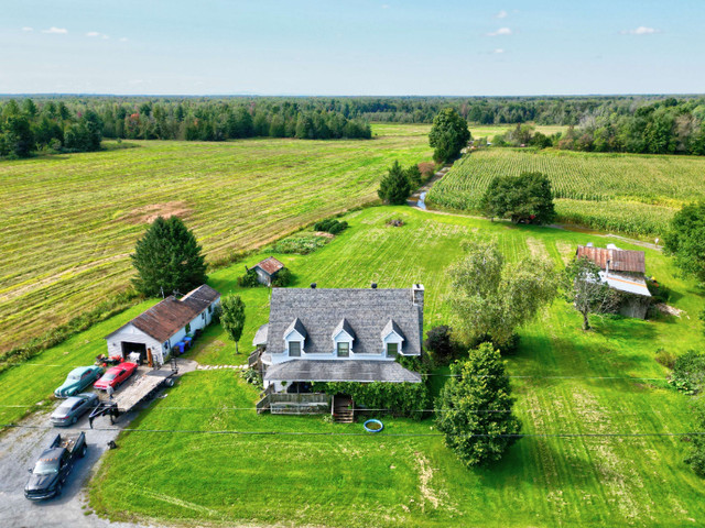 maison a vendre sur 200 acres dans Maisons à vendre  à Longueuil/Rive Sud - Image 3