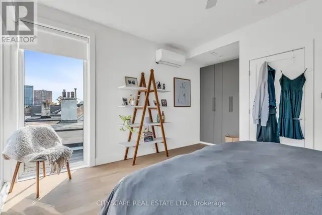 UPPER - 61 EDWIN AVENUE Toronto (Dovercourt-Wallace Emerson-Junc in Long Term Rentals in City of Toronto - Image 36